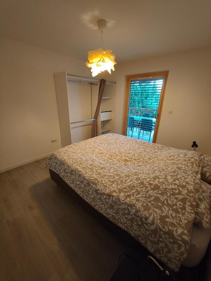 Appartement Moderne Tout Equipe Saint-Louis  Esterno foto
